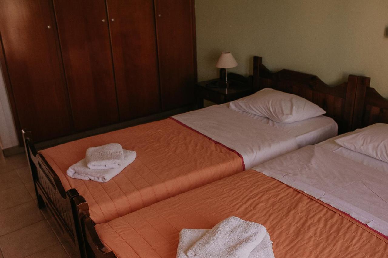 Flamingo Apartments Палекастрон Екстериор снимка
