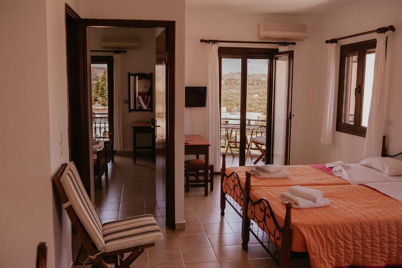Flamingo Apartments Палекастрон Екстериор снимка