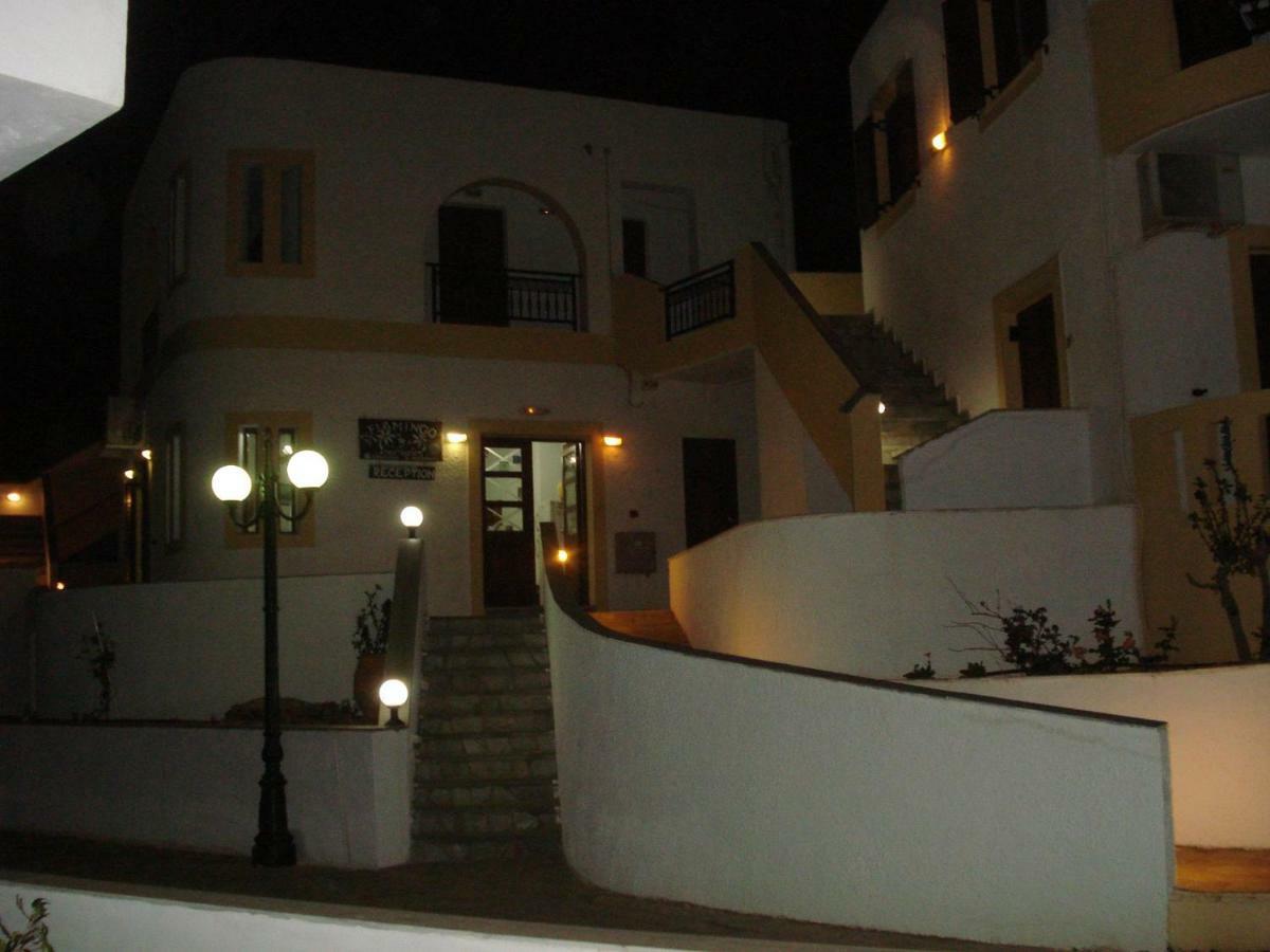 Flamingo Apartments Палекастрон Екстериор снимка